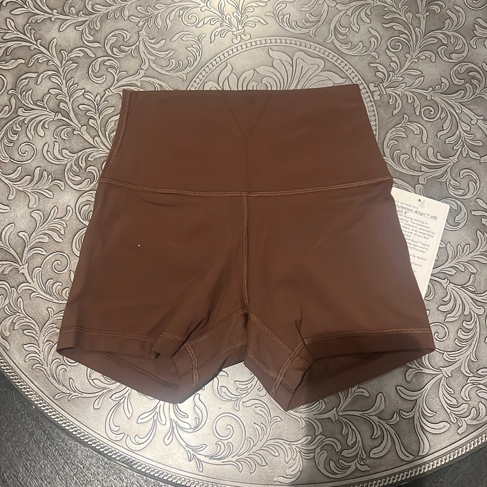 NWT 🍋 Lululemon Java Align High Ruse Short 4” Size 4